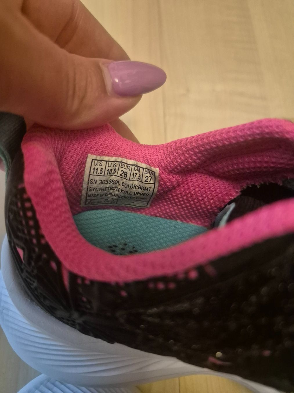 Skechers Scarpe per ragazze: Skechers Mädchenschuhe Gr. 28 – Usato da Wallisellen venduto da T8304T 1