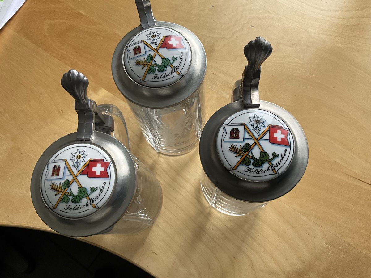Feldschlösschen Gläser: 3er Set Feldsschlösschen Bierkrüge mit Zinndeckel – Gebraucht aus möhlin von Suter1234 2