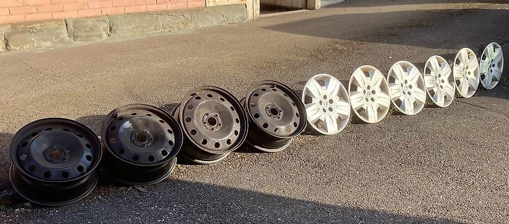 Cerchioni: Stahlfelgen 17'' + Radkappen Renault – Usato da St. Gallen venduto da czucio