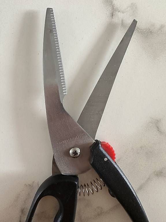 Küchenmesser: Profi Geflügelschere, Top Zustand,  neu! – Neu (gemäss Beschreibung) aus Therwil von jas_vpt8