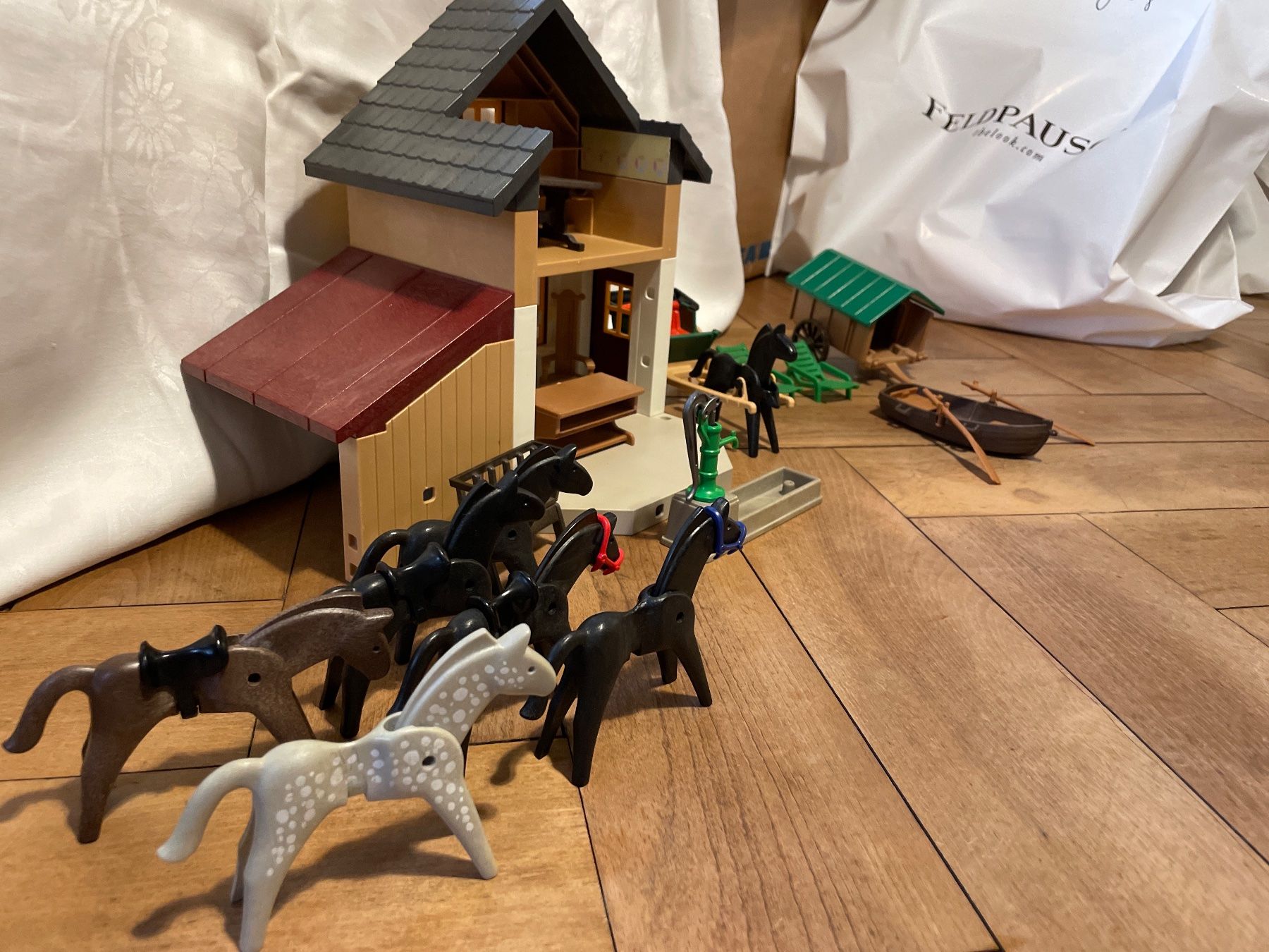 Playmobil Giocattoli: PLAYMOBIL Ferienhaus Set – Usato da Frasnacht venduto da GracyStore 3
