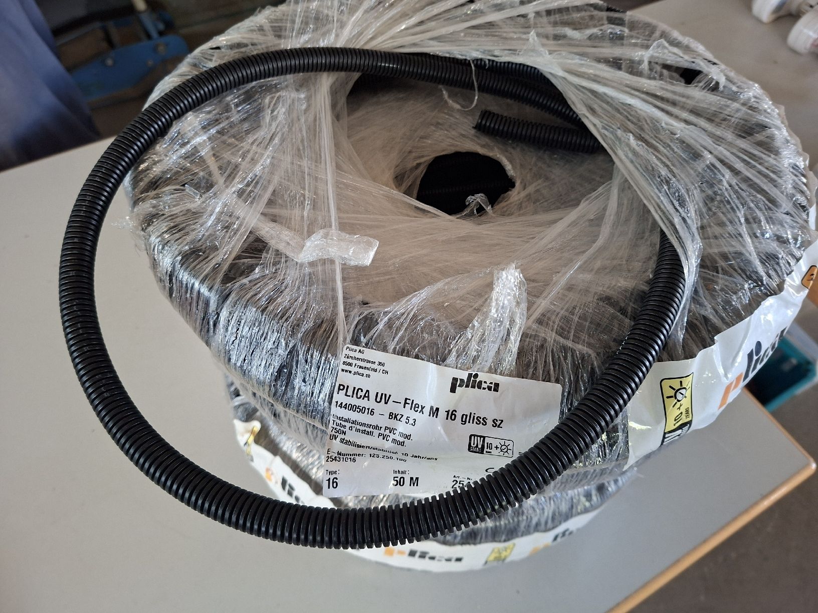 Tubi & Tubi flessibili: Installationsrohr Plica UV-Flex M16,  neu – Nuovo (secondo la descrizione) da Oberhasli venduto da Cortina 2