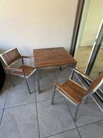 Balkonset Tisch mit zwei Stühlen Holz Edelstahl gebraucht