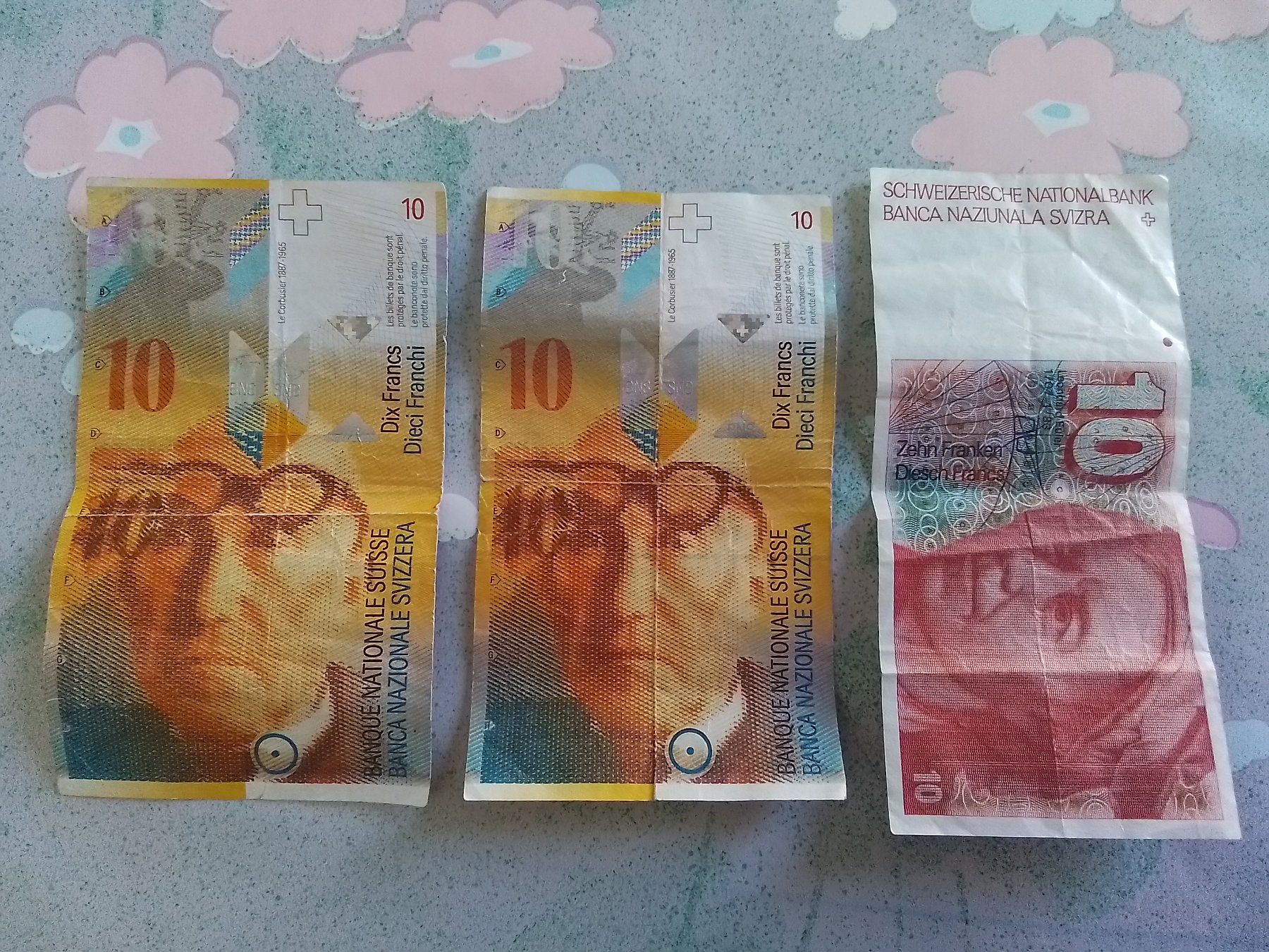 Banconote: 3 billets de 10 francs – Usato da Courgenay venduto da Romano-Athletics