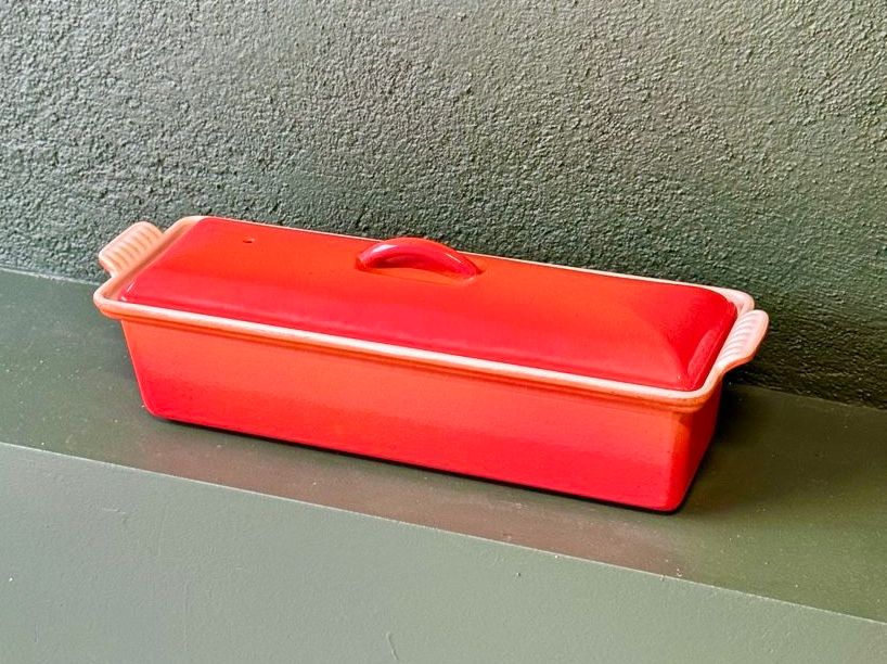Terrine en Fonte Le Creuset (Gebraucht) in Vallamand für CHF 60 - mit
