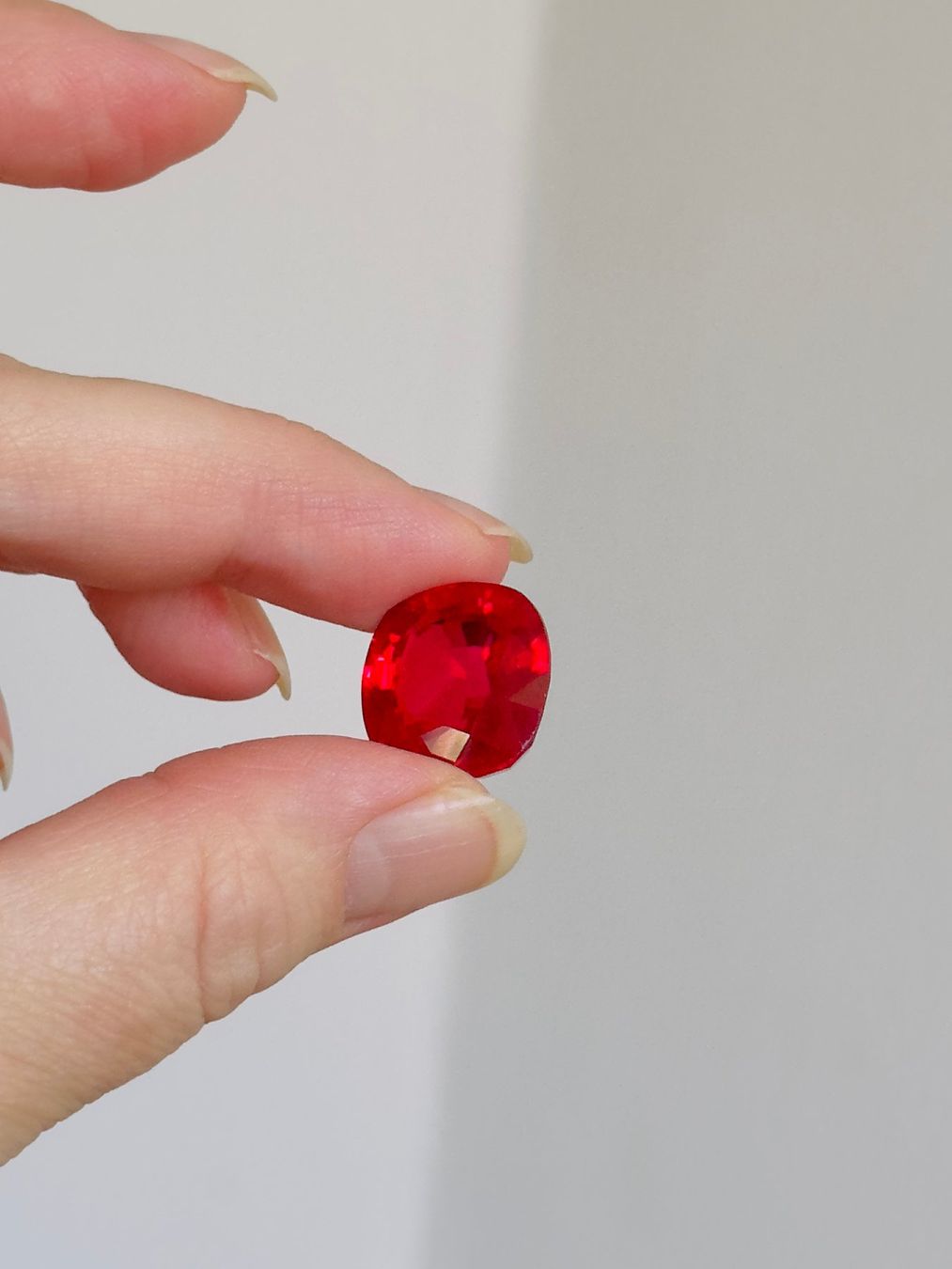 Pietre preziose: Certified 26.50 Ct – Nuovo e nell'imballaggio originale da Genève venduto da AWWA 3