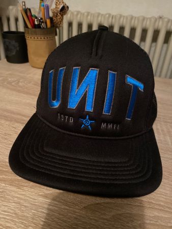 Unit Cap schwarz blau