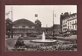 BASEL - Bundesbahnhof - Tram - Auto // leichter Eckbug //
