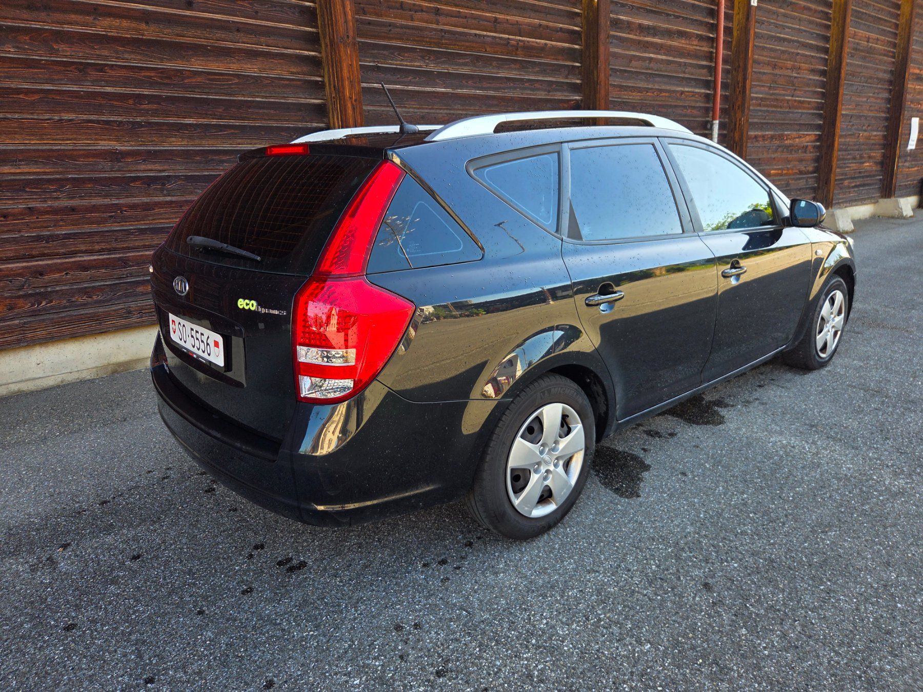 Kia Automobili: Kia Ceed 1.4 SW ISG - MFK 18.06.2026 – Usato da Solothurn venduto da LYRELA 3