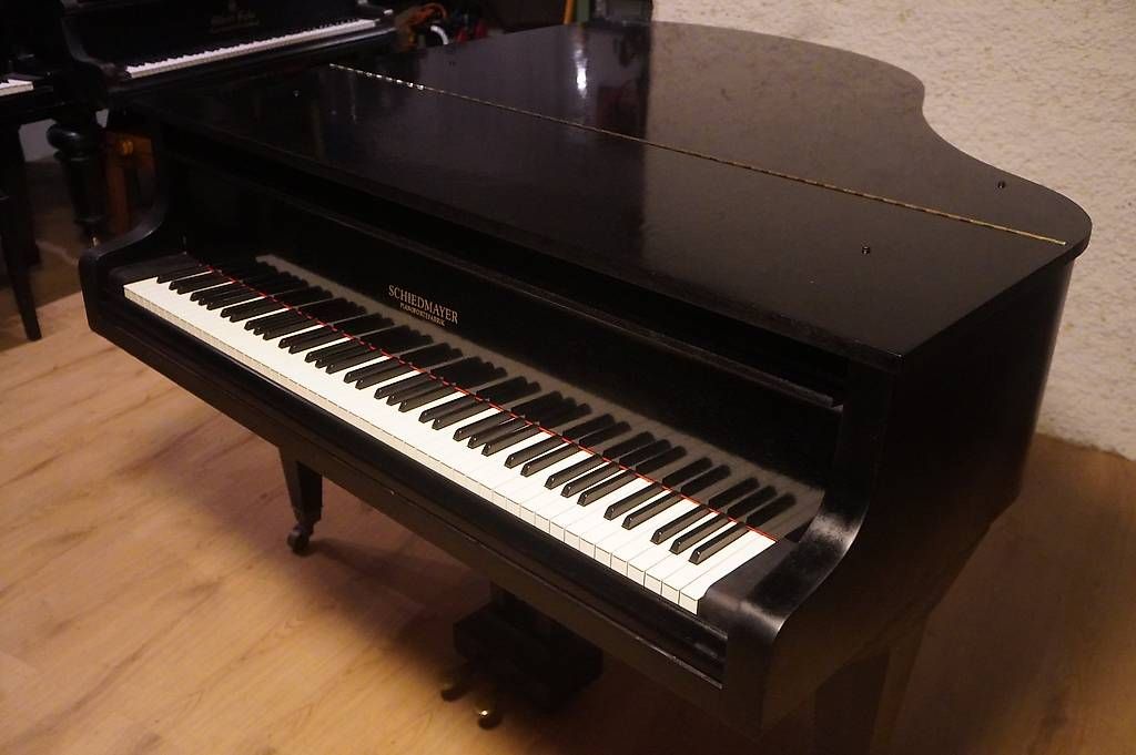 Strumenti musicali: Flügel Schiedmayer 160cm – Usato da Küttigen venduto da PianoSarbach 3