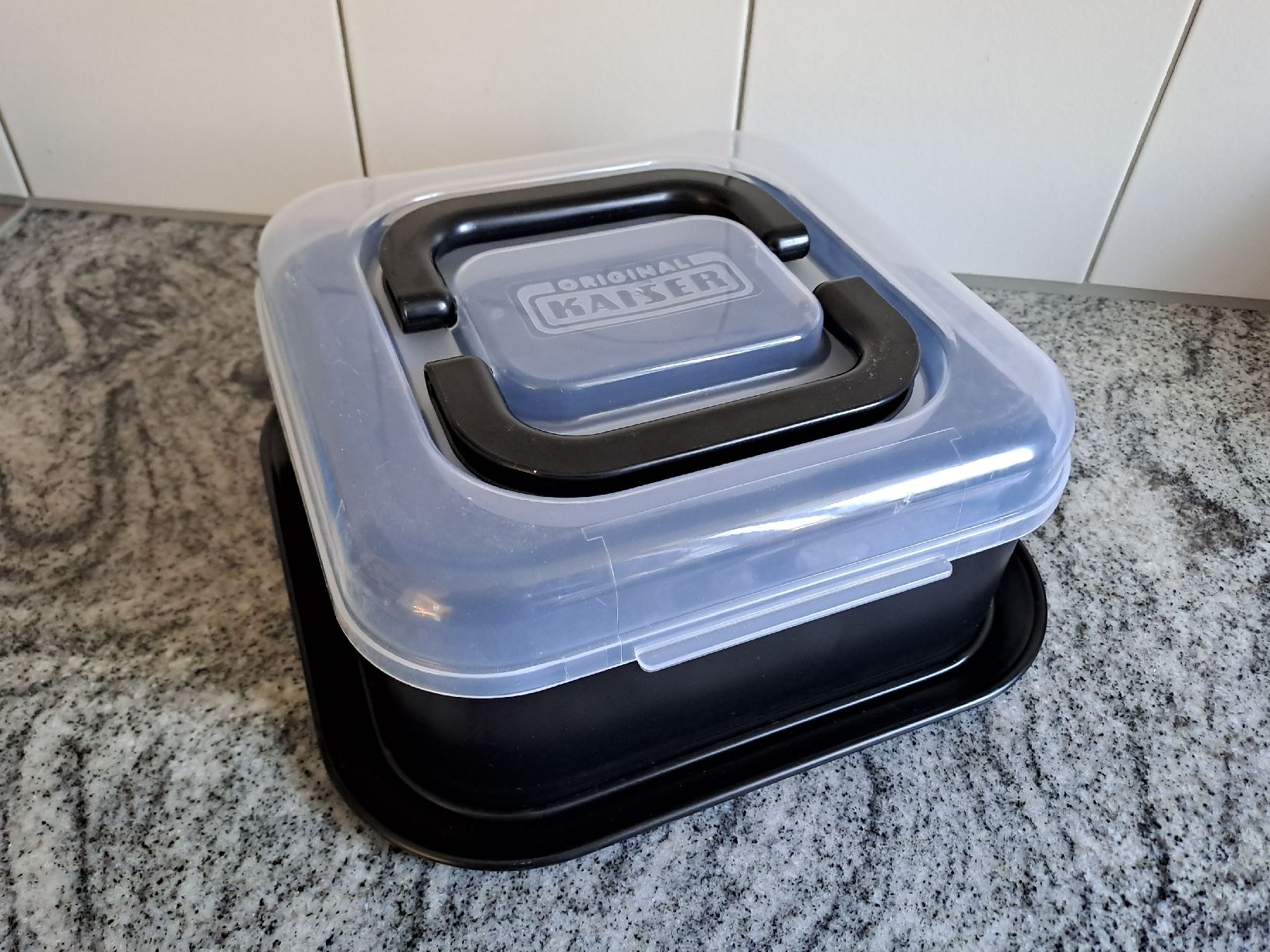 Kaiser Teglie da forno: Kaiser Backform mit Deckel – Usato da Rickenbach LU venduto da bishiida