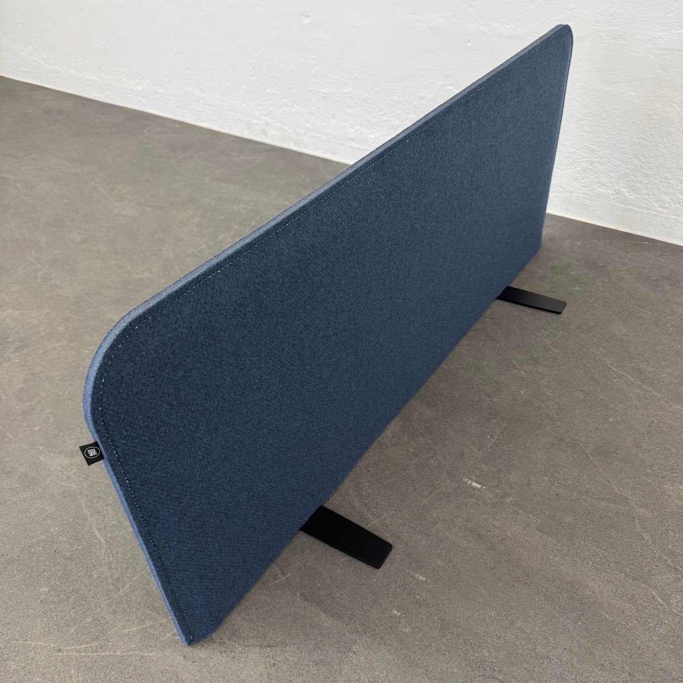 Paraventi: Buzzi.Space BuzziShield Desk Tischtrennwand 1200mm – Usato da Schönenwerd venduto da mcofficeshop 4