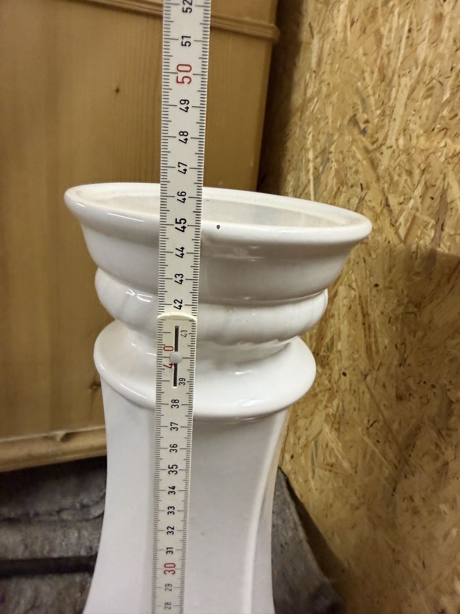 Skulpturen & Statuen: Säule weiss aus Keramik – Gebraucht aus Wettingen von NickInc 3