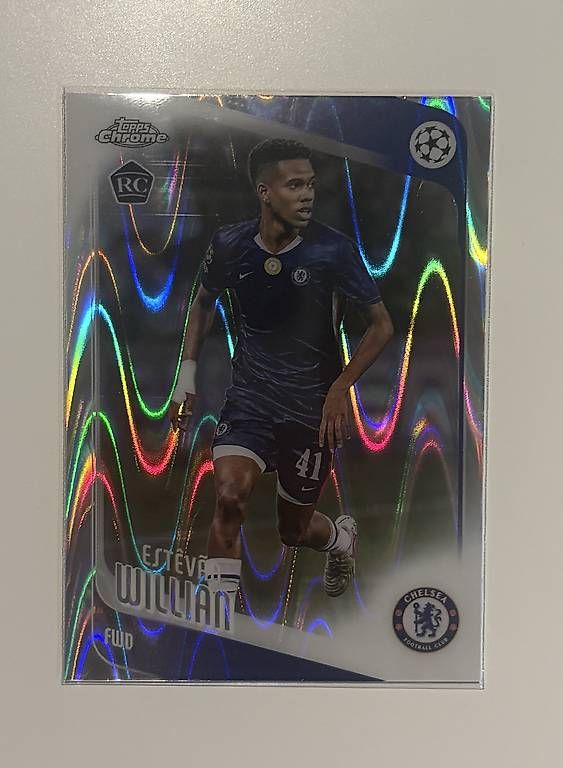 Cartes à collectionner: WILLIAN ESTEVAO RC Ray Wave Parallel – D'occasion à Zürich par rub_87sh
