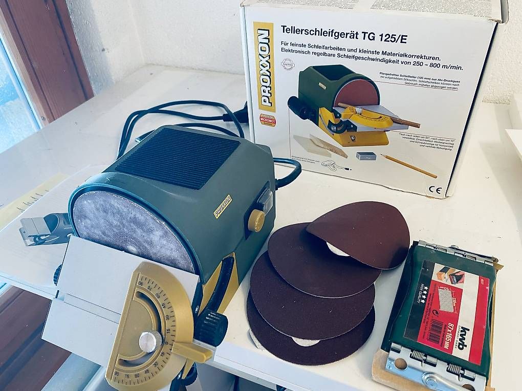 Proxxon Schleifen & Polieren: Ponceuse à disque Proxxon TG 125/E + accessoires – Neu (gemäss Beschreibung) aus Genève von meh_9spx 1