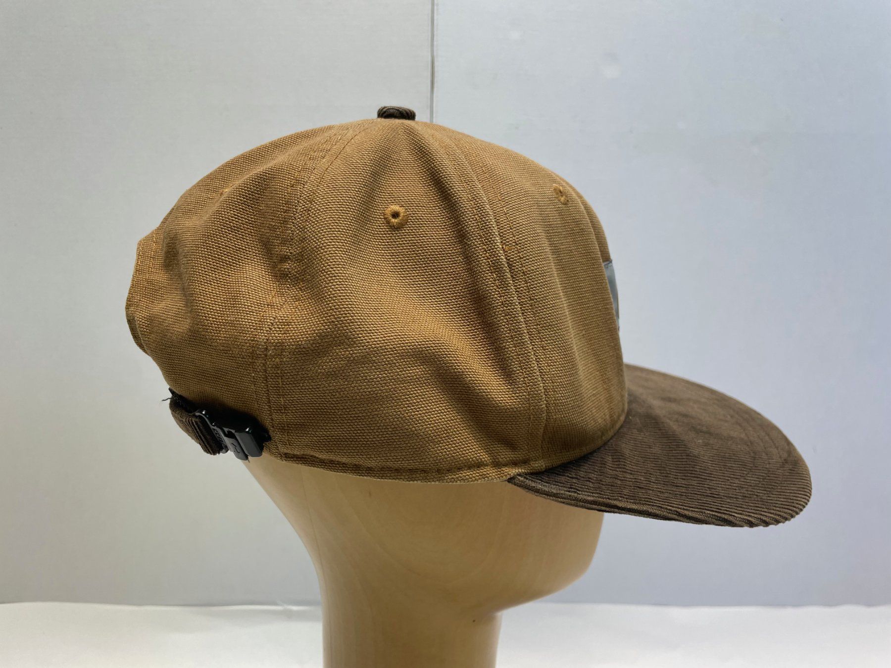 Carhartt Copricapi, berretti & cappellini: Kappe Nike x Carharrt Canvas – Usato da Zürich venduto da le_souk 3