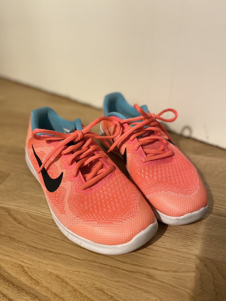 Nike Damenschuhe: NIKE FREE RUN  Schuhe in fresh orange – Gebraucht aus Zürich von sheijla 4