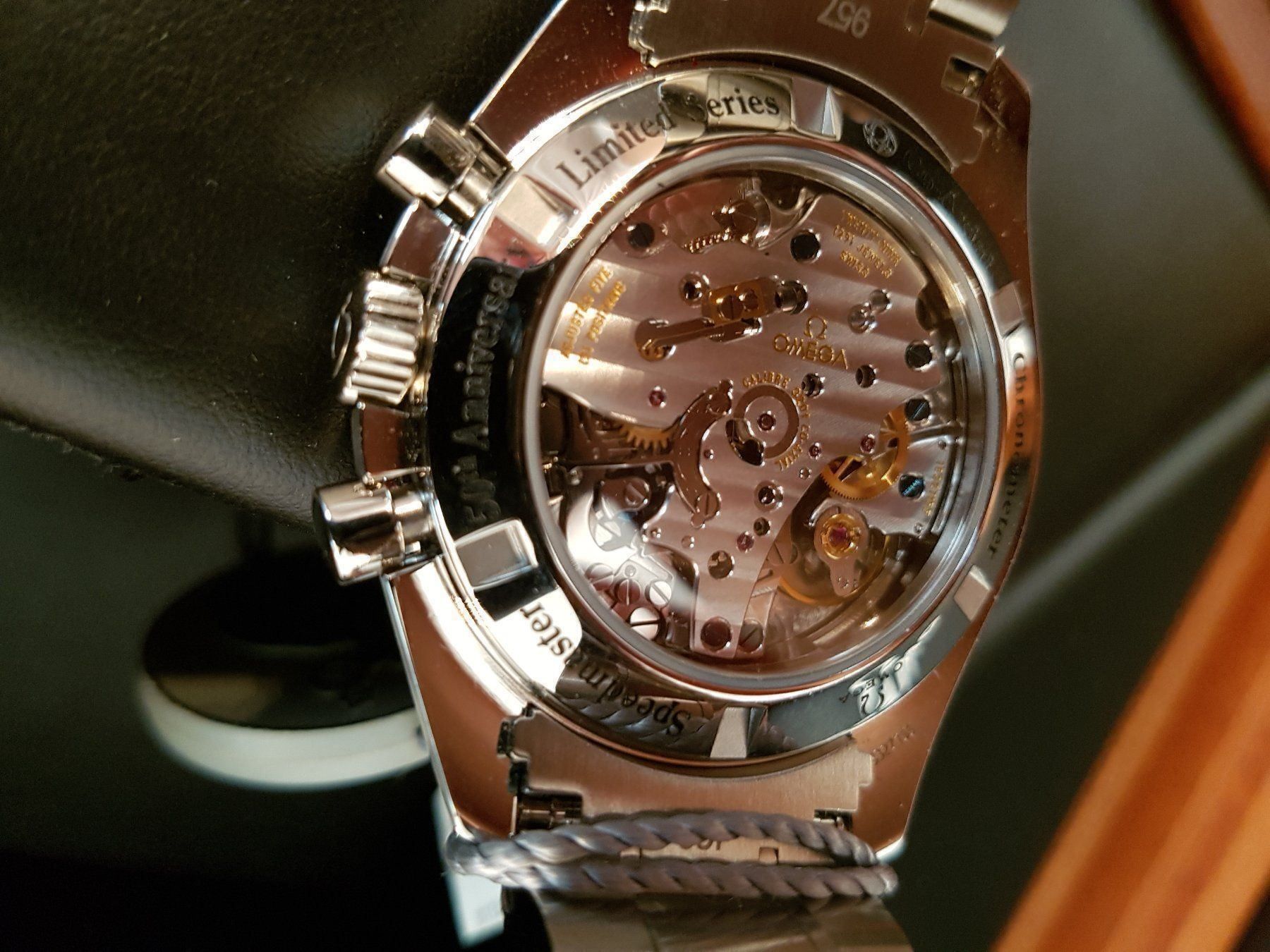 Omega Orologi: OMEGA Moonwatch, Speedmaster 50th Anniversary Ltd Series – Nuovo e nell'imballaggio originale da Wilen b. Wollerau venduto da Topclassic 3