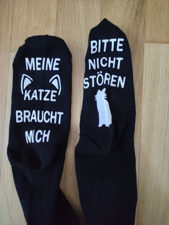 Socken "meine Katze braucht mich" ca. Gr. 39