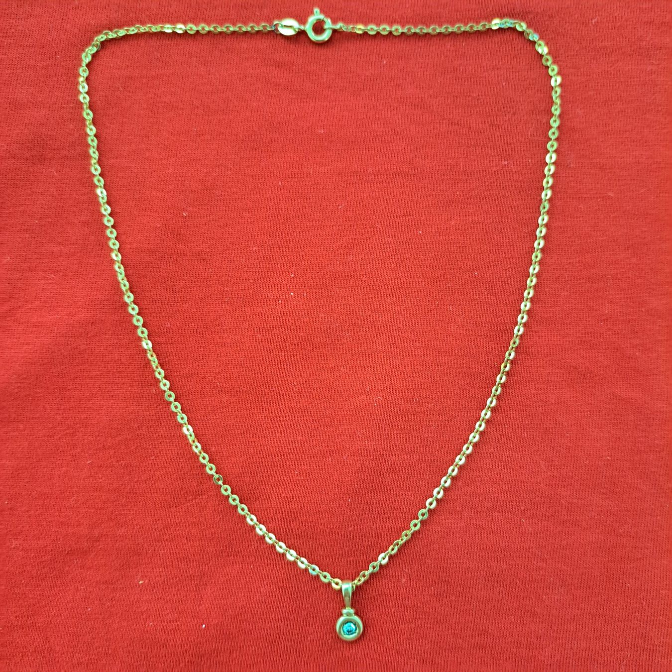 Catenine: Schöne Goldkette mit Anhänger – Usato da Pfäffikon ZH venduto da Valsangiaccomo