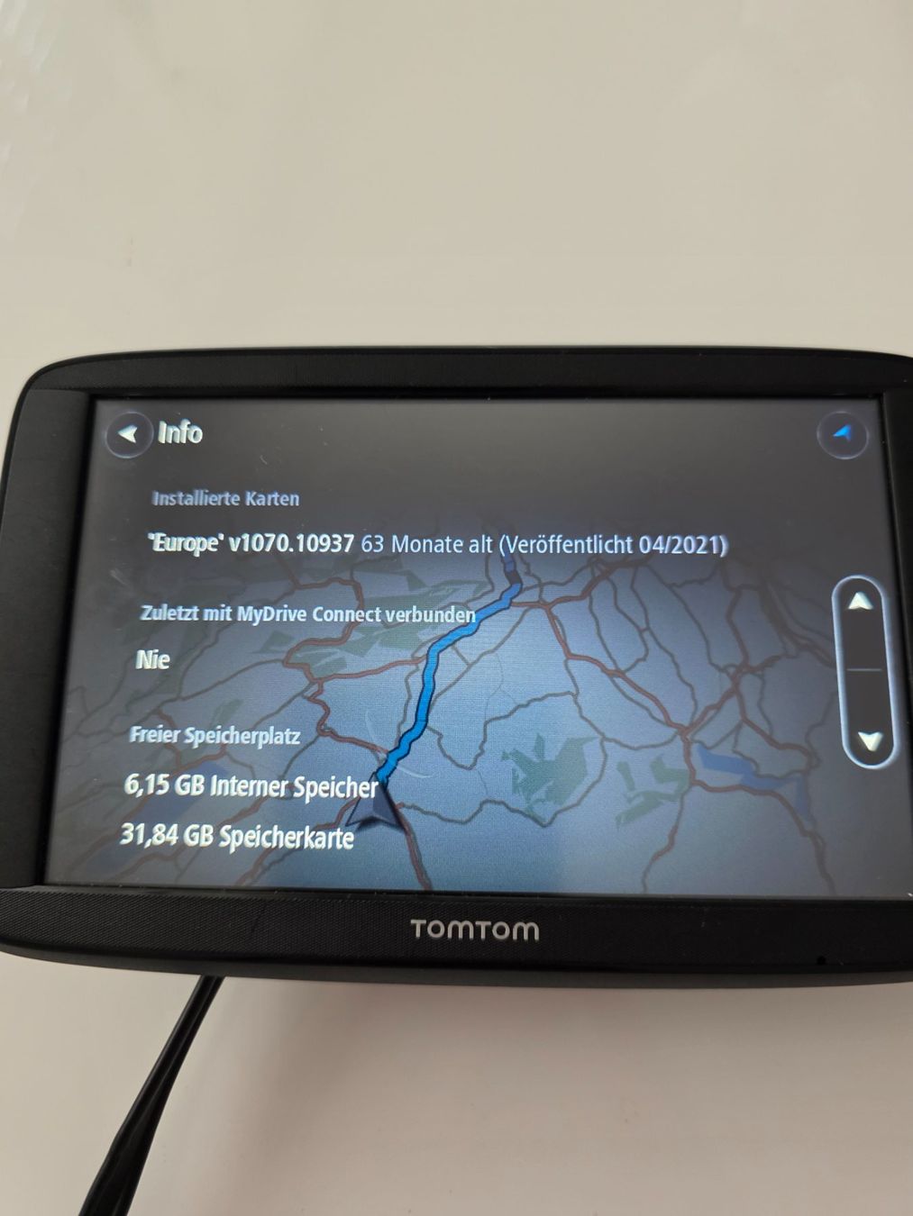 Tomtom Navigatori: Tomtom via 62 navi mit 32GB micro sd karte – Usato da Basel venduto da piz_hq2c 4