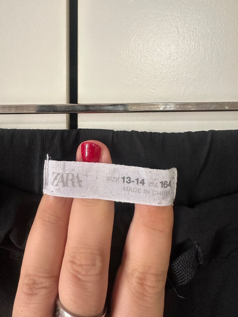 Zara Pantaloni: Zara Hose schwarz Grösse 164 Cargo – Usato da Schaan venduto da Hermine2018 1