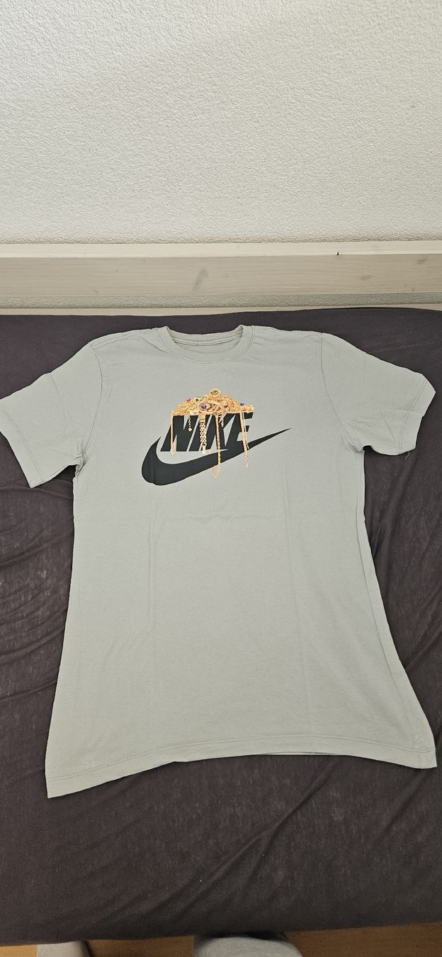 T-shirt: Nike T shirt S – Usato da Amriswil venduto da Mega-Toppreise