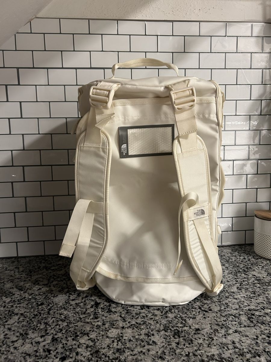 North Face Taschen: The North Face Duffel Grösse S White Dune – Gebraucht aus Biberist von Blatter123456789 5