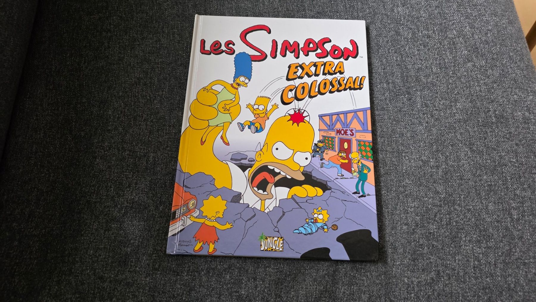 Bücher: Les Simpson Extra Colossal! – Gebraucht aus Bionnens von Meg011