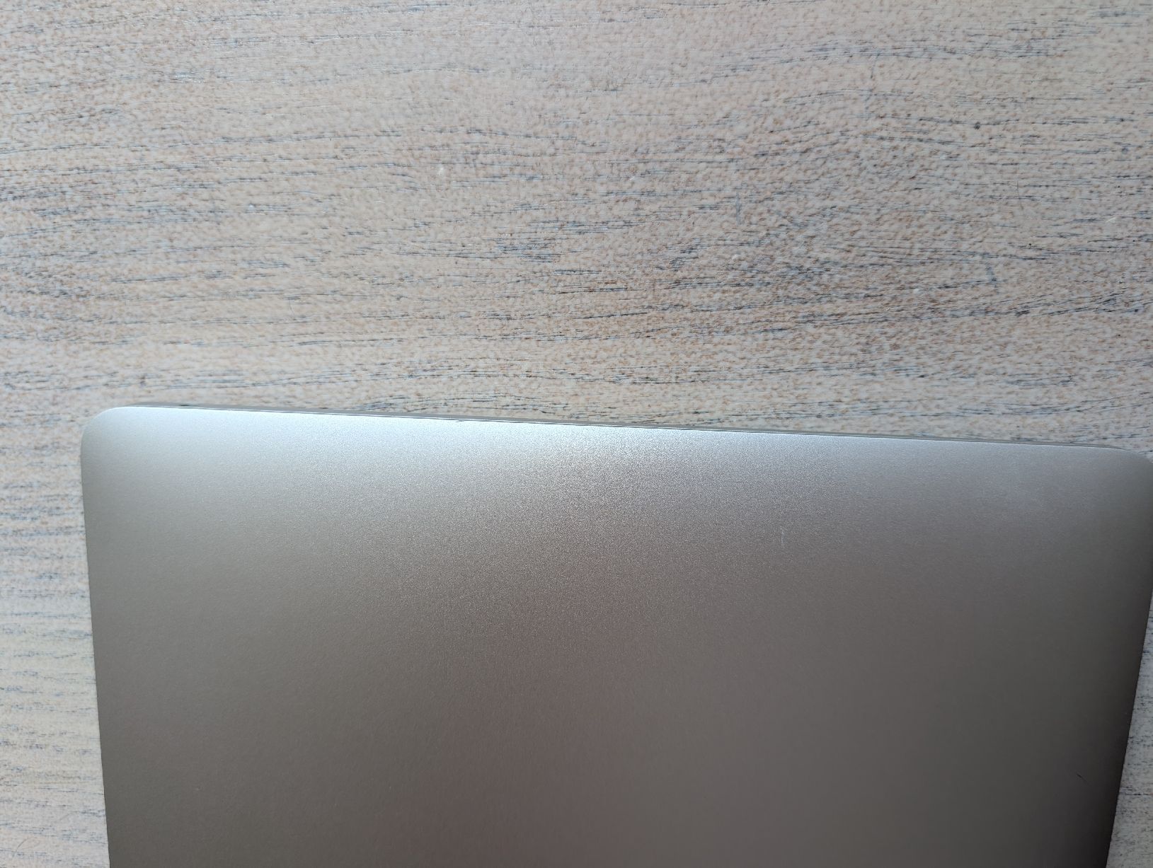 Apple Notebook: Apple Macbook Air 2020 M1 – Usato da Thun venduto da northlaner 4