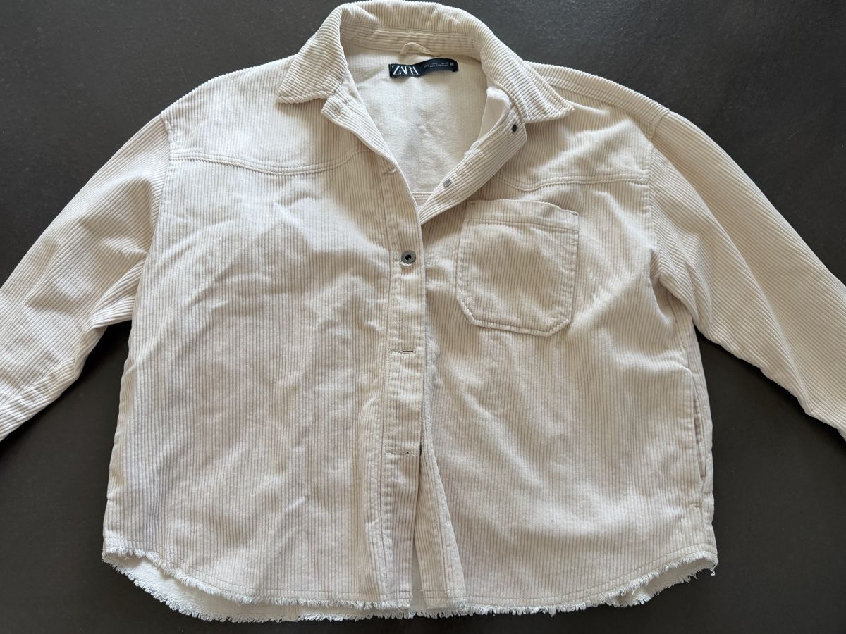 Zara Giacche: Zara Cord Jacke Beige Gr. M – Usato da Zürich venduto da mel_p7z9