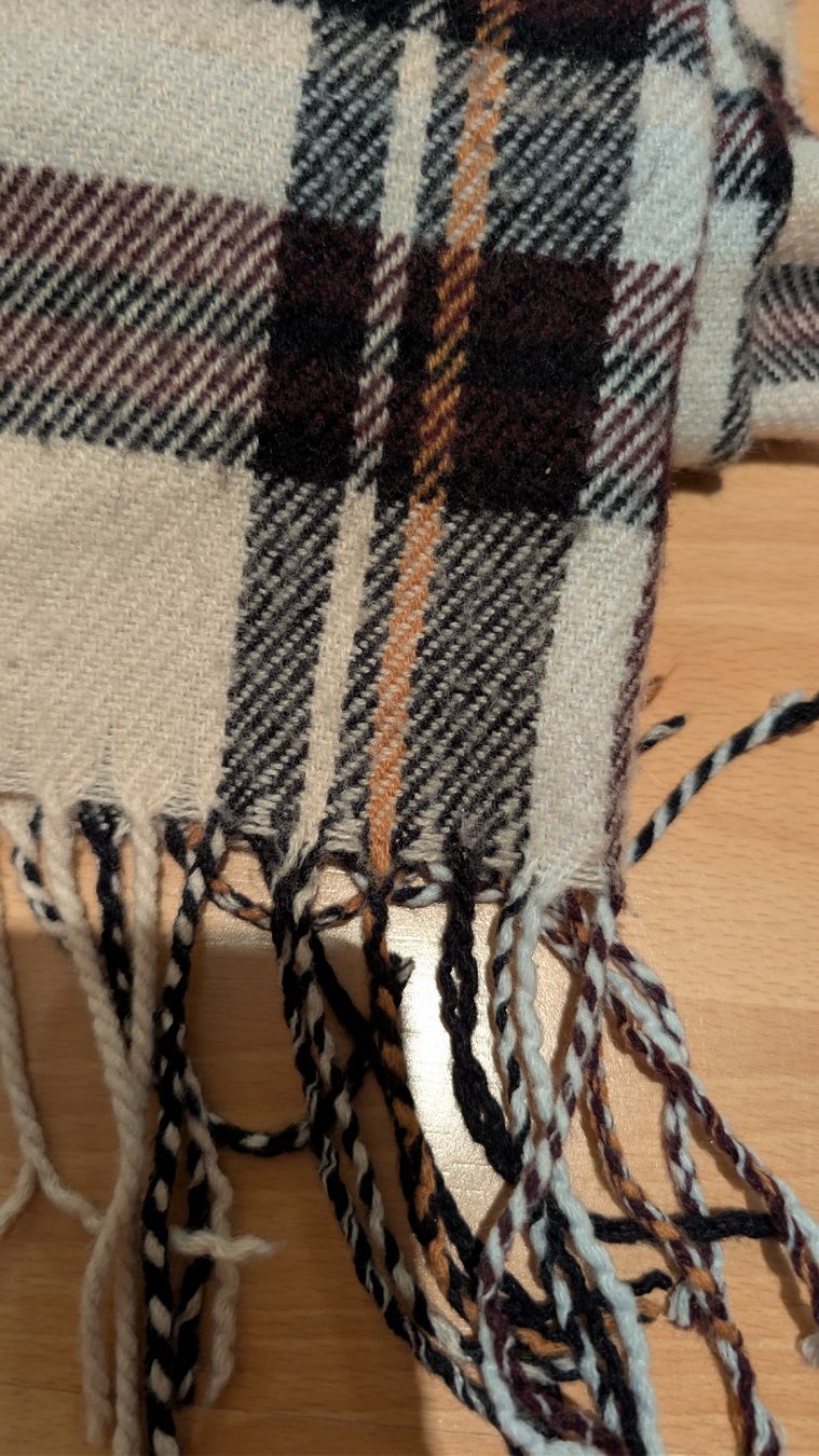 Foulard & Sciarpe: grosser Winterschal – Usato da Birrwil venduto da dan_jdw7 1