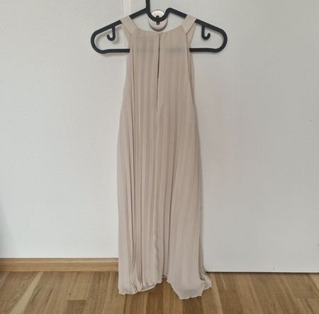 Elegant H&M airy pleated dress, size L, nude color, summer!