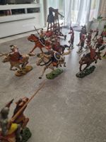 Antike Elastolin Ritter- & Römer-Figuren convult 