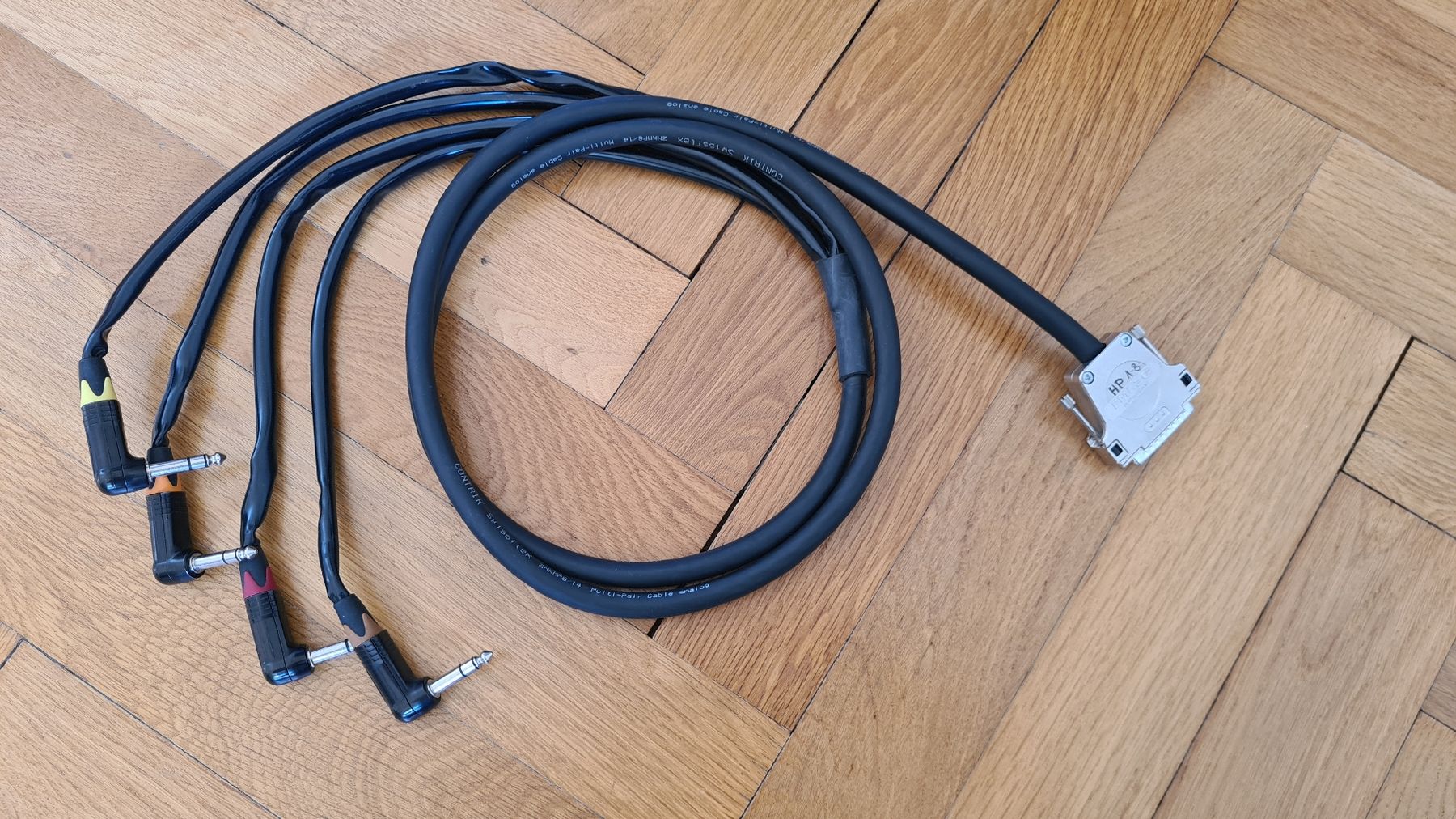 Neutrik Cavi: DB25 - 6.3mm TRS Male Snake – Usato da Zürich venduto da stefanreutimann