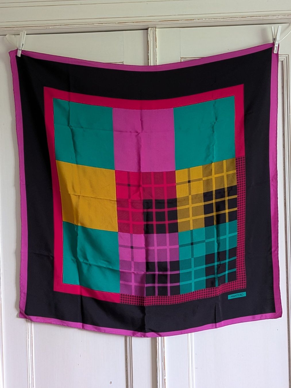 Foulard & Sciarpe: Foulard Mantero – Usato da Emmen venduto da magelan 1
