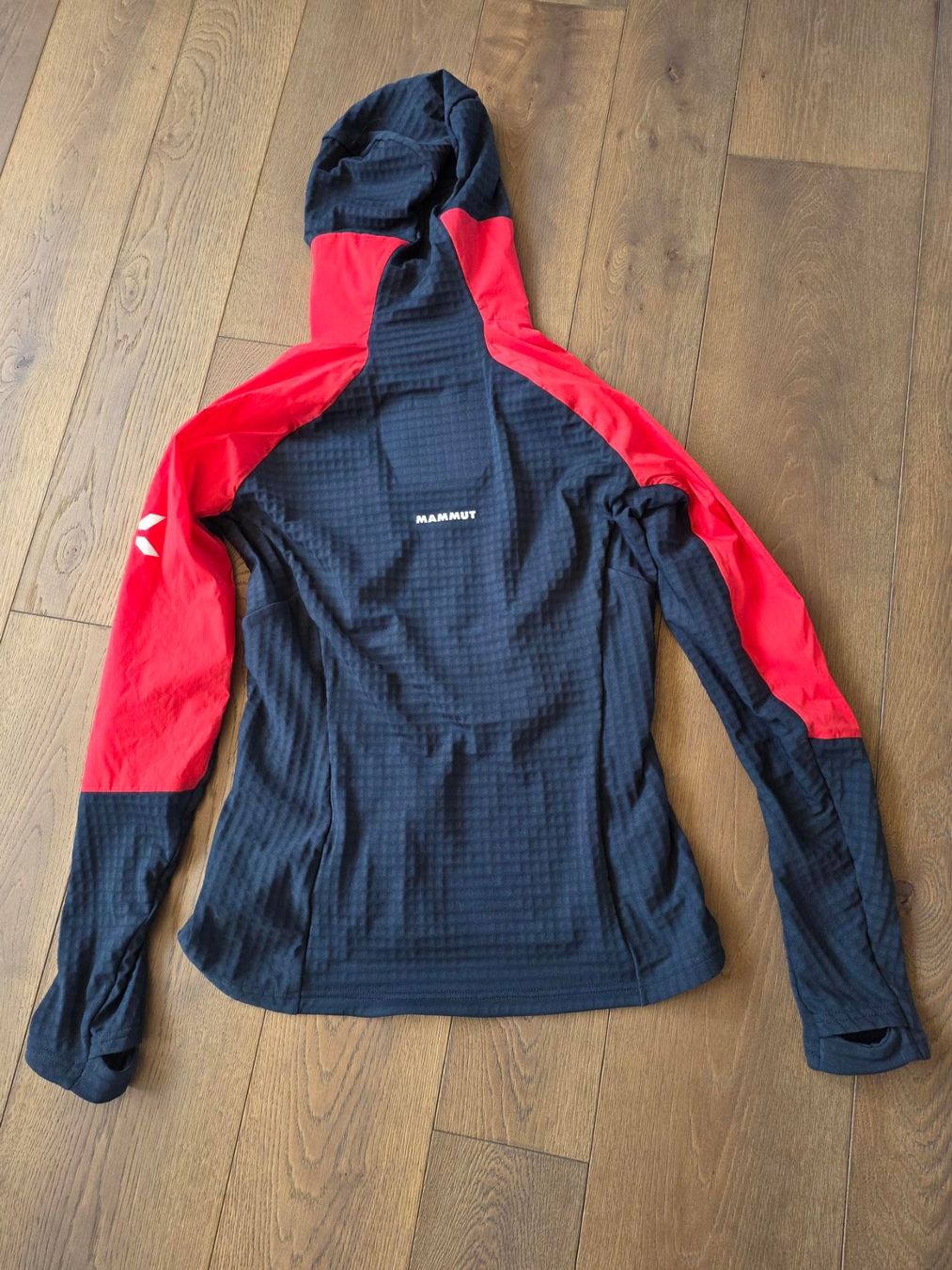 Mammut Giacche: Leichte Outdoorjacke von Mammut – Nuovo (secondo la descrizione) da Walzenhausen venduto da veronicab 1