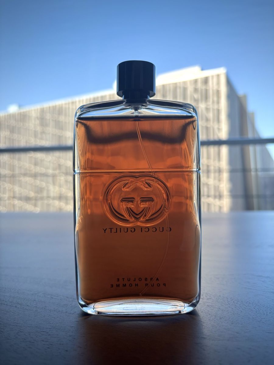 Gucci Parfum & Eau de Toilette: Gucci Guilty Absolute – Gebraucht aus Bern von joelg90