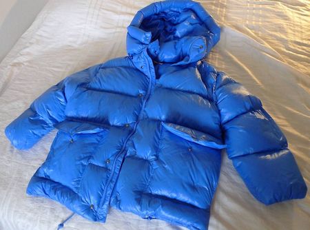 Neue ungetragene Daunenjacke Oversize