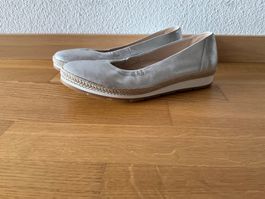 Gabor Ballerinas, Silber, Grösse 5.5 (38.5). Neu.