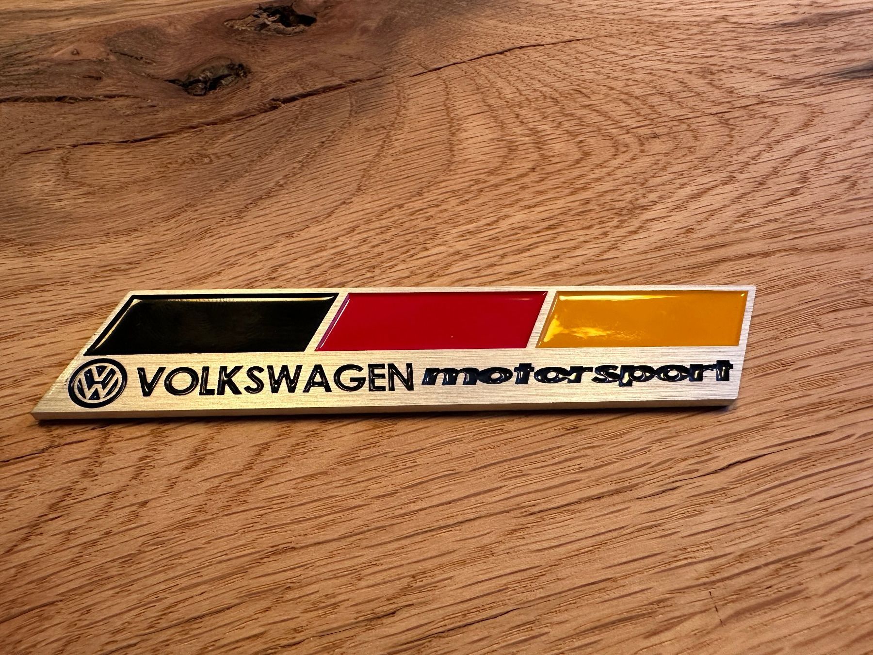 Volkswagen Alle Autoersatzteile: VW Motorsport Emblem – Neu (gemäss Beschreibung) aus Alpnachstad von Rucksack10