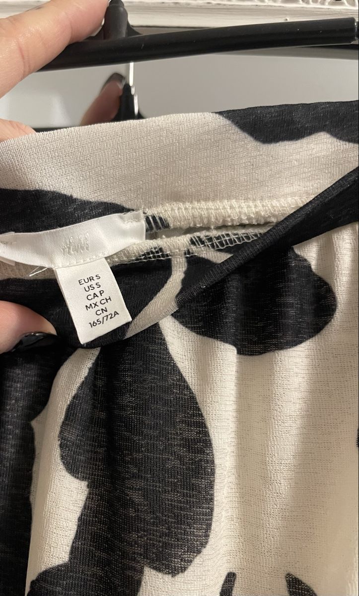 H&M Gonne: Maxirock von H&M S NEU – Nuovo (secondo la descrizione) da Meikirch venduto da Hilfe_Waisentiere 1