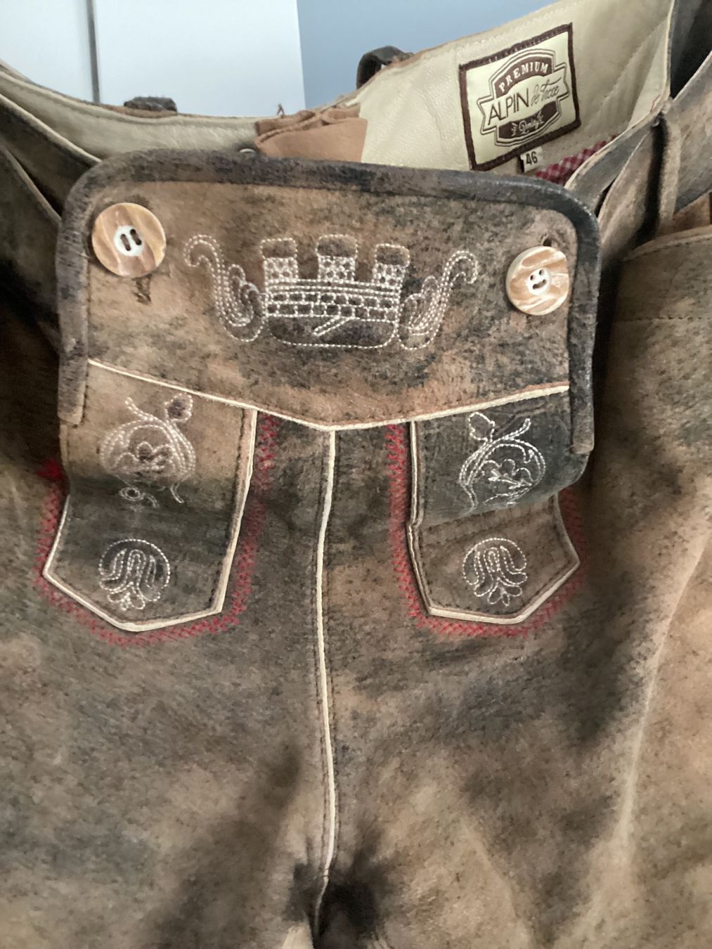 Pantalons: Trachtenmode Lederhose – D'occasion à Niederglatt ZH par SylvieVol 2