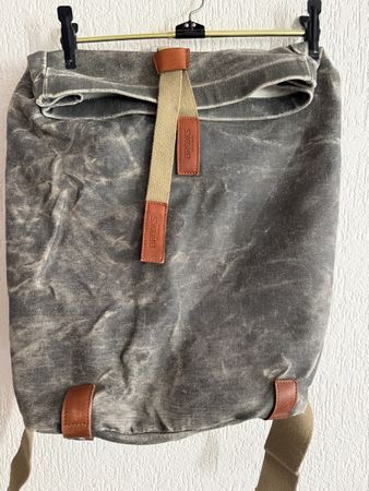 Rucksack Brooks 26l Roll-Top grau 