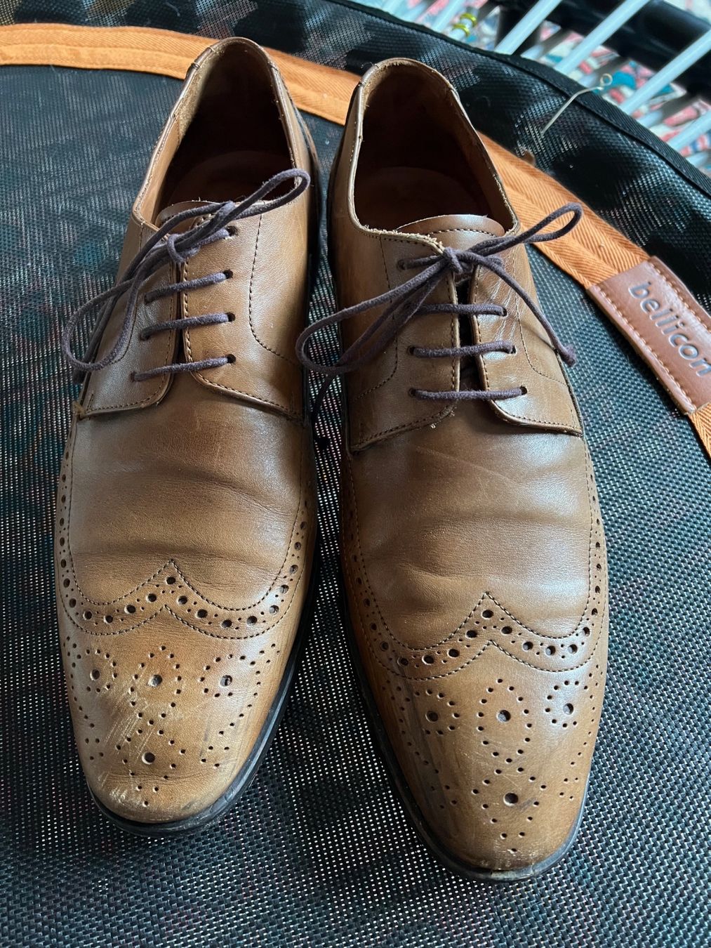 Navyboot Herrenschuhe: Elegante Navyboot Herrenschuhe Brogue, Gr. 42 – Gebraucht aus Mönchaltorf von lubusc