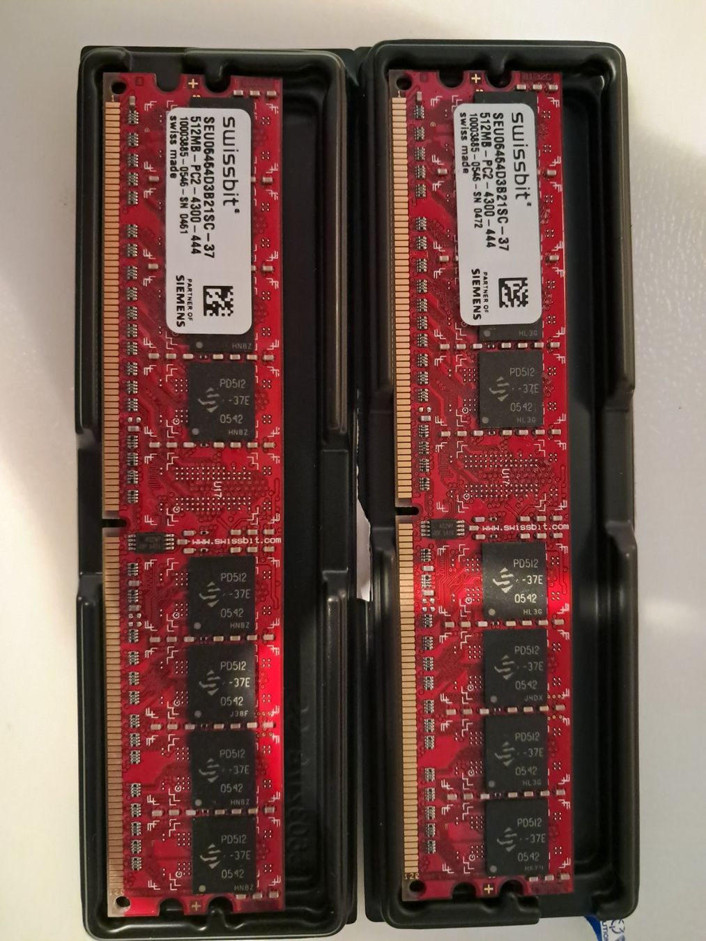 Memoria / RAM: 2x 512mb Ram Arbeitsspeicher – Usato da Mund venduto da Bhg87