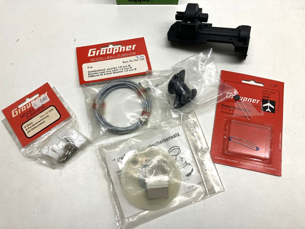 Graupner RC Modellbau: Graupner/Robbe: Bootsschrauben Messingteile Zahnräder... – Gebraucht aus Thun von retoolinoo 1