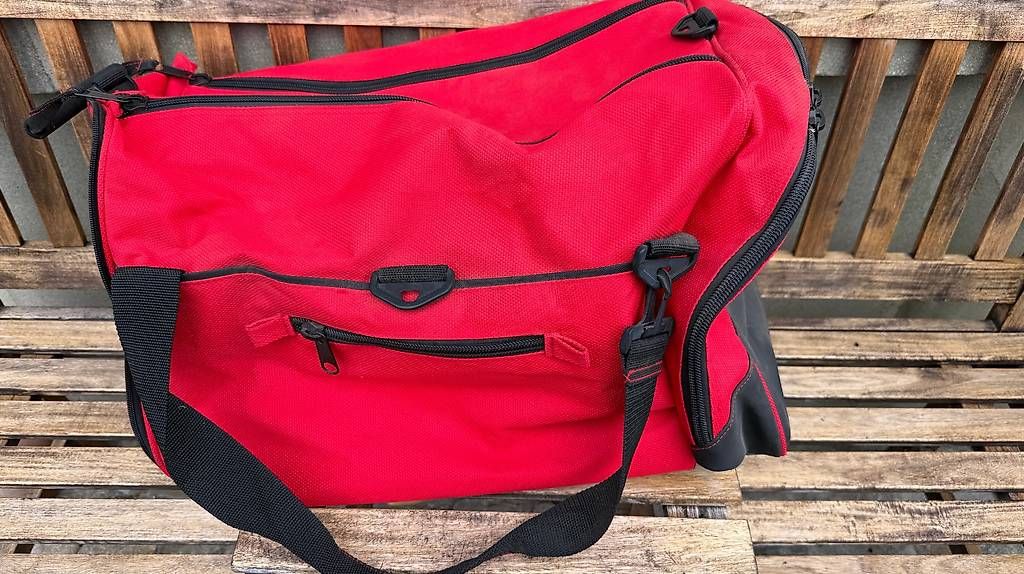 Sacs à dos: Sporttasche & Rucksack – Neuf (Voir description) à Köniz par oneswiss 1
