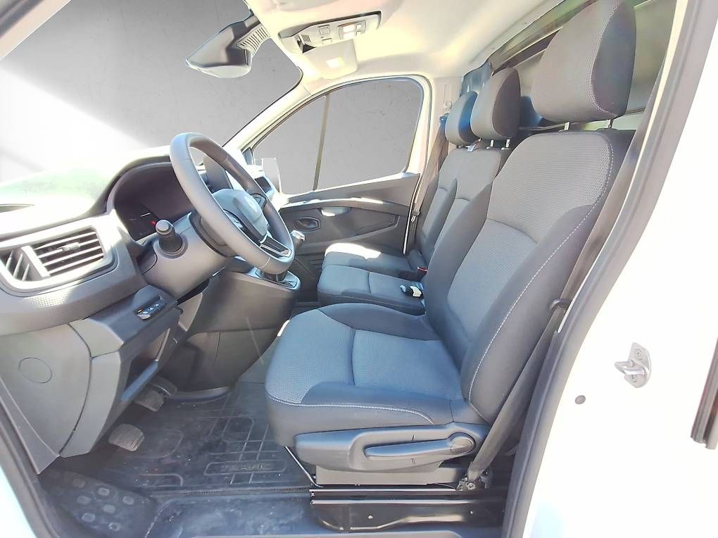 Veicoli commerciali: RENAULT Trafic 2.0 dCi Blue 130 Advance – Usato da Coldrerio venduto da ven_v7yp 5