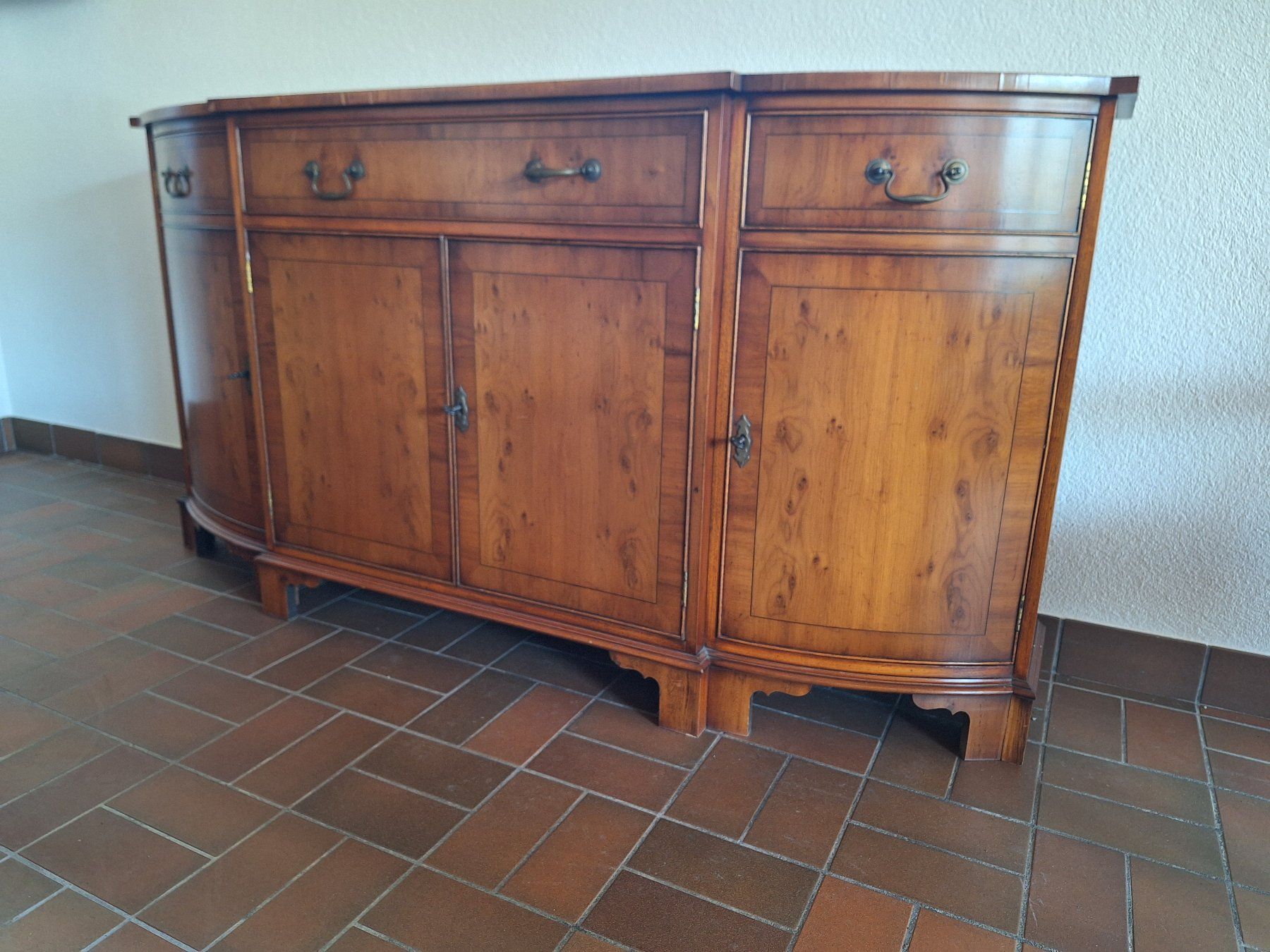 Buffets: Buffet style "empire" – D'occasion à Satigny par jfl_r6bc 1